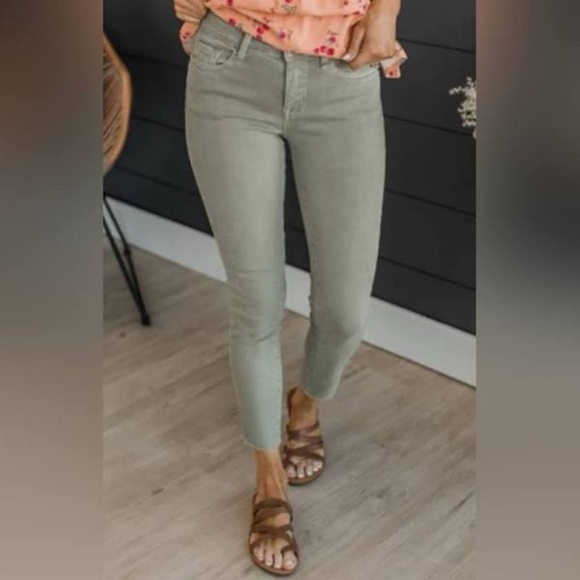 İFrank & Eileen Sligo Easy Fit Jean in Thyme size 25 - Picture 2 of 6